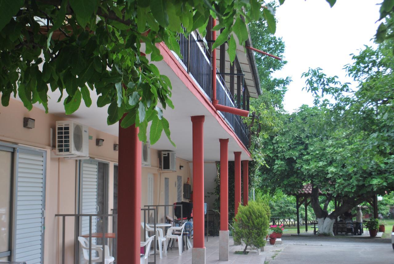 Stilos Ioannis * Paralia Skotinis
